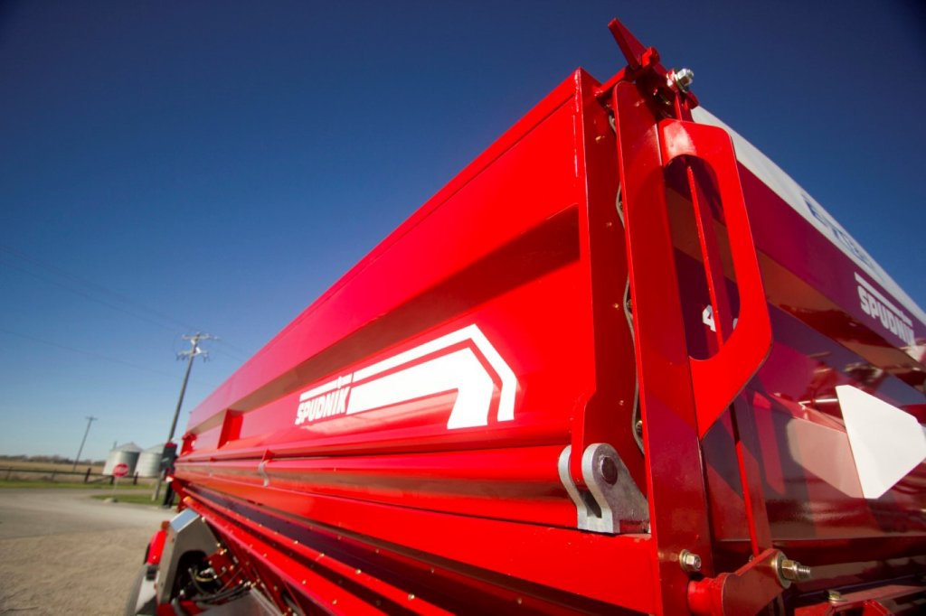 SPUDNIK 4300 Bulk Bed Details (3)