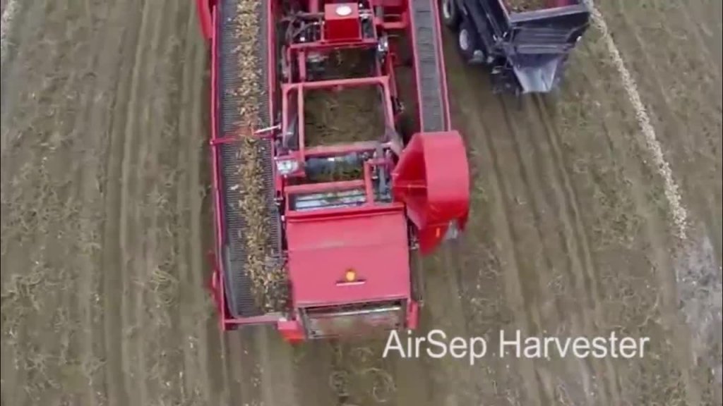 6621 (2row AirSep Harvester in Maine (heavy conditions)