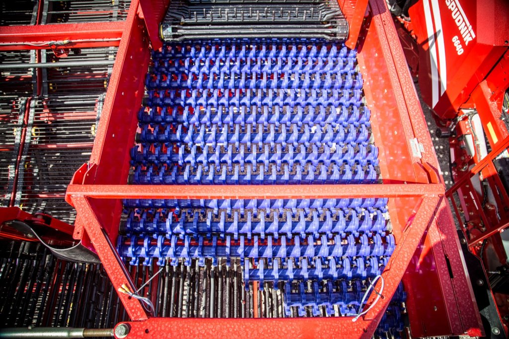 SPUDNIK 6630 Harvester Details (24)