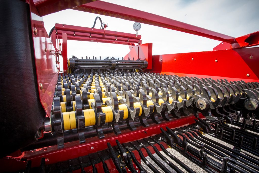 SPUDNIK 6630 Harvester Details (23)