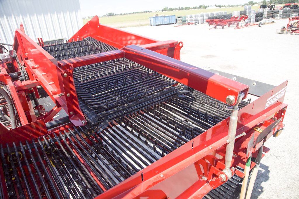 SPUDNIK 6630 Harvester Details (6)