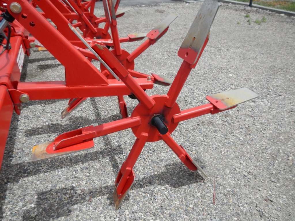 SPUDNIK Cultivator Details (3)