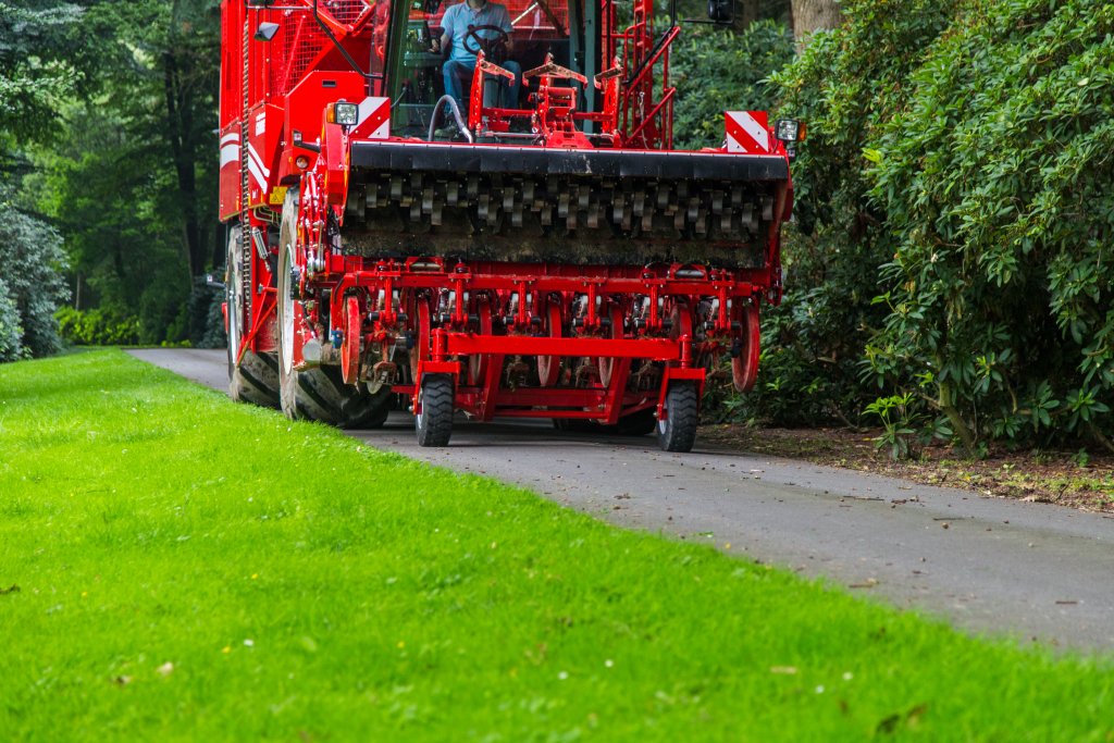 REXOR 620- Fahrwerk und Motor 19