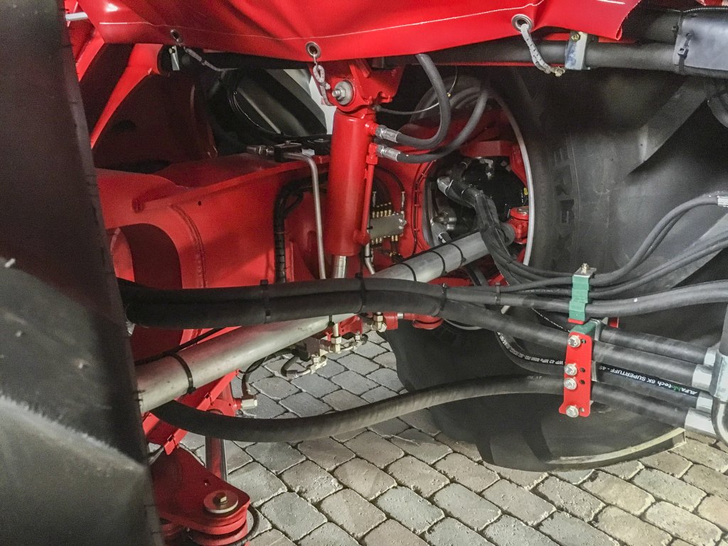 REXOR 630- Fahrwerk und Motor (34)