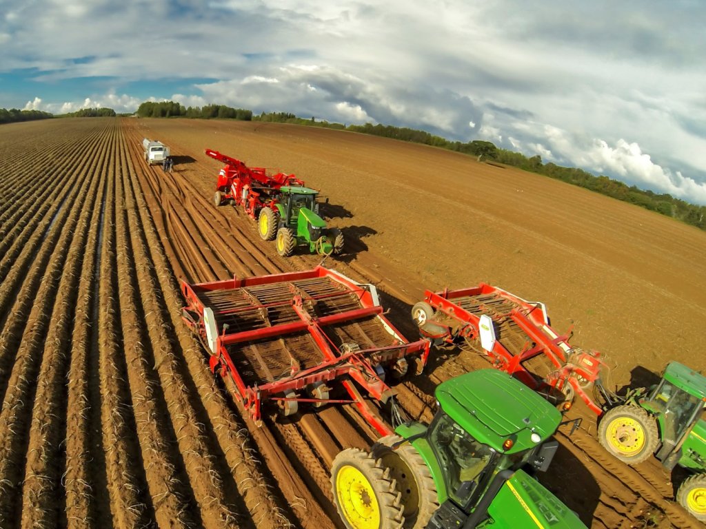 SPUDNIK 6630 Harvester (4)