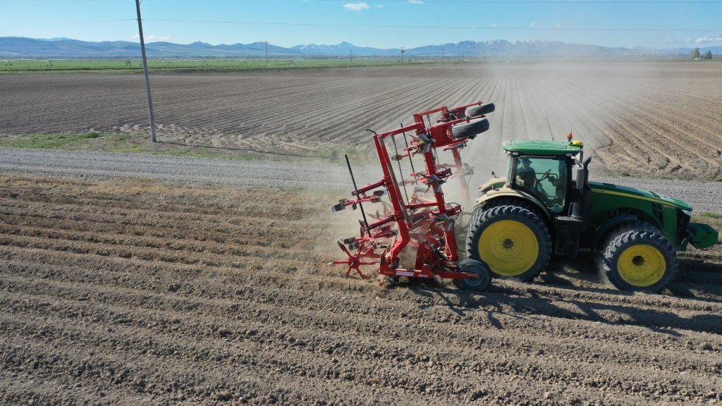 SPUDNIK 9412 Culitvator (2)