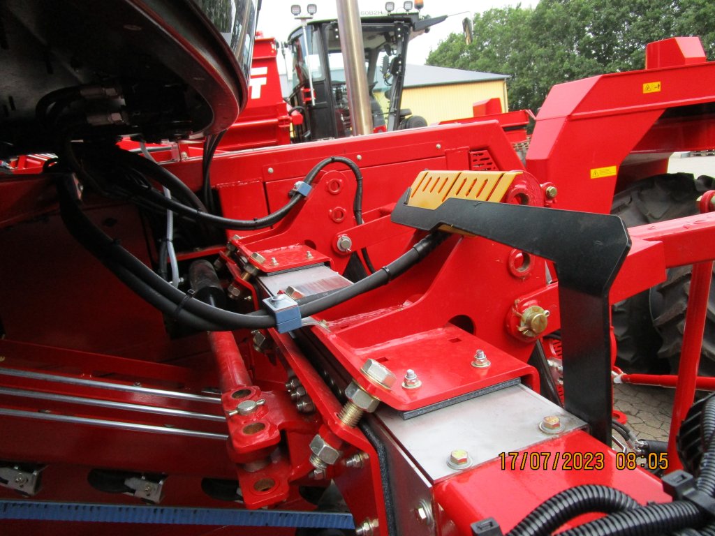 A.30.090 (1)