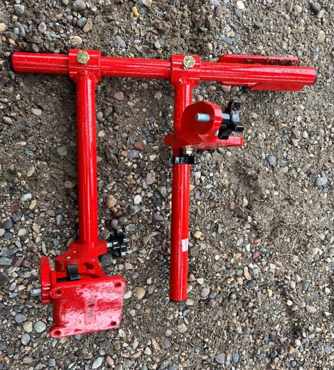 SPUDNIK Caterpillar Control Mount